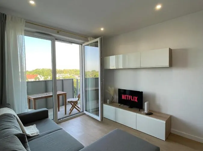 Premium Apartment With Private Parking Near City Center