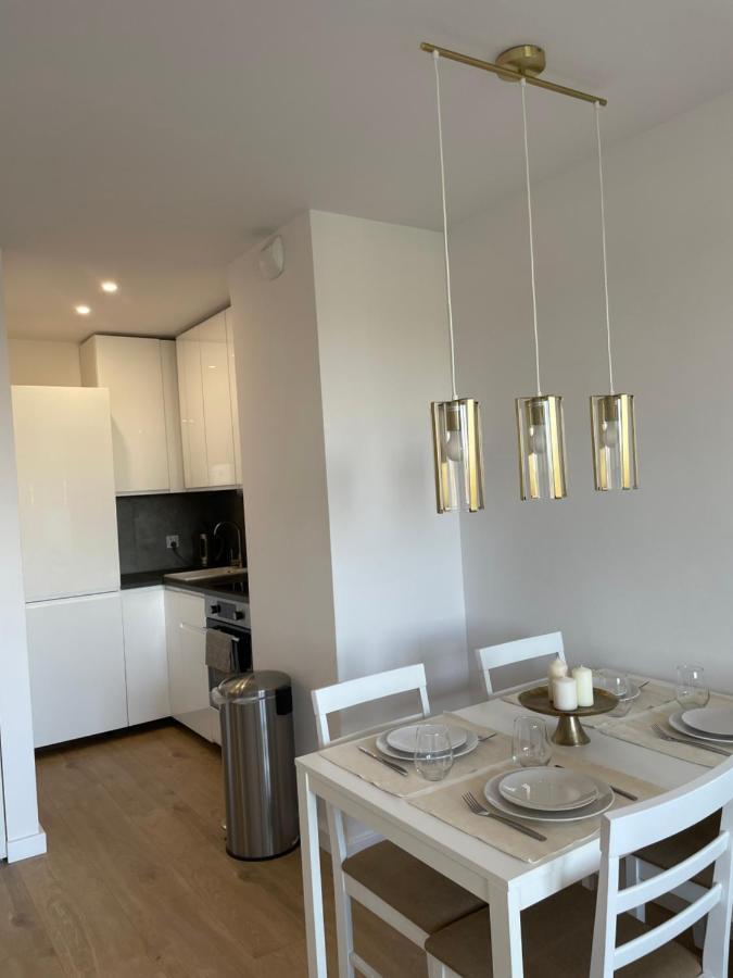 Premium With Private Parking Near Center Katovice